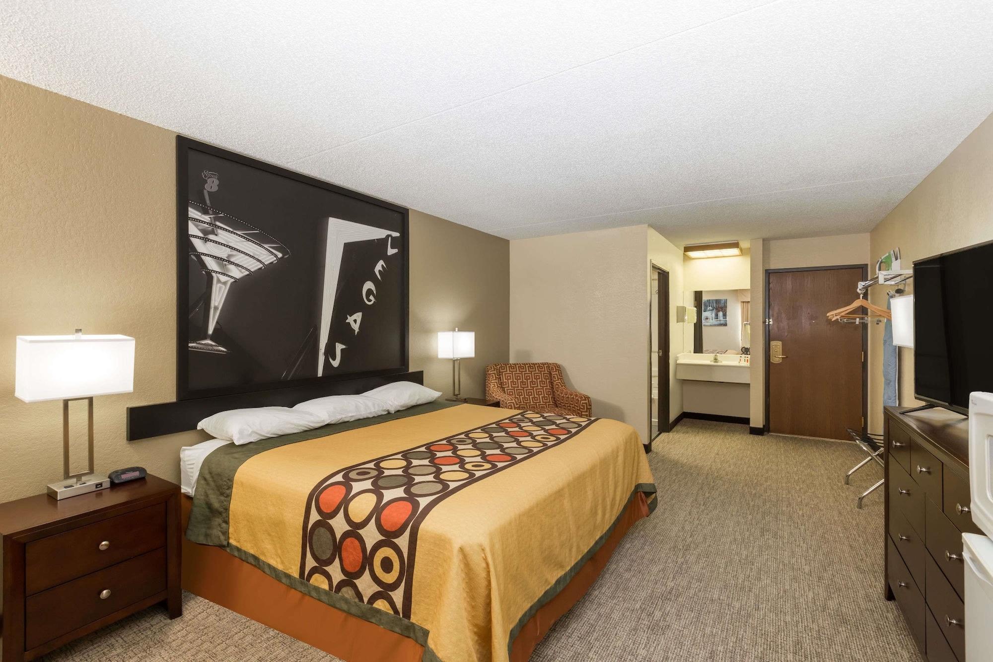 Hotel Super 8 By Wyndham Wichita North Extérieur photo