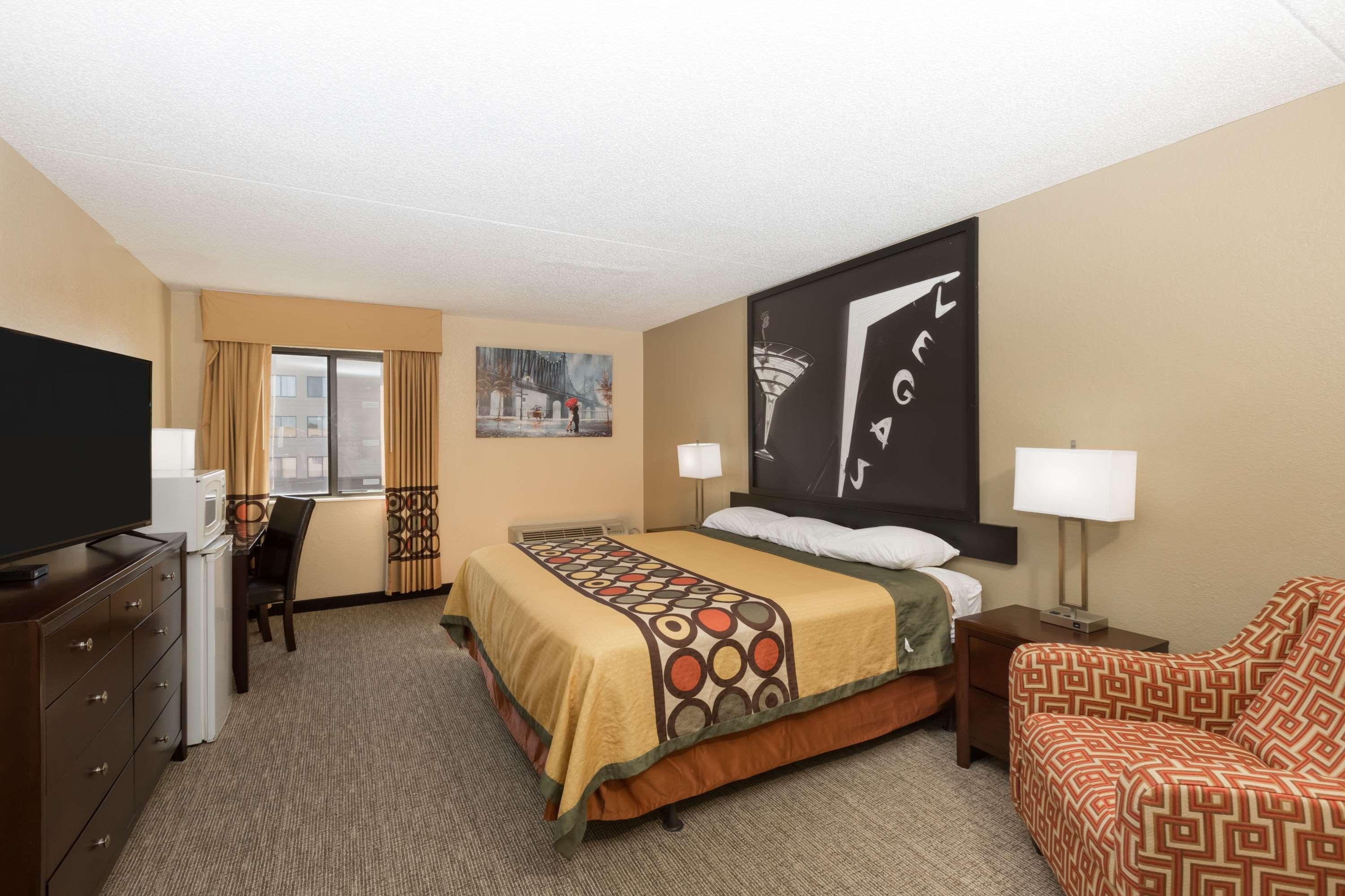 Hotel Super 8 By Wyndham Wichita North Extérieur photo